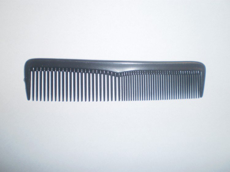 Hřeben pánský 12/2.8cm | Holící čepelky a náhrady - Dámské Hřeben pánský 12/2.8cm | Holící čepelky a náhrady - Dámské